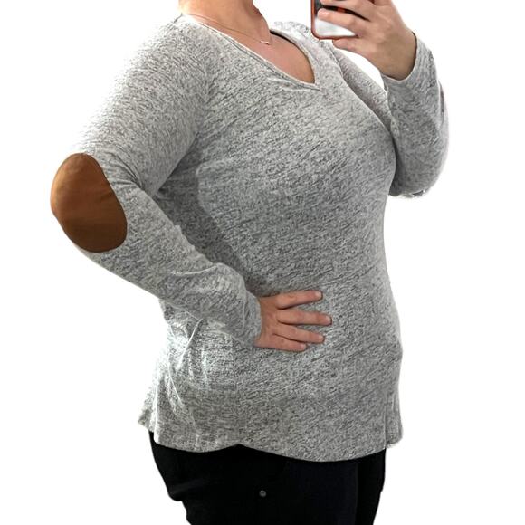 Pink Clover MEDIUM Artemis Button Down Back Detail Knit Top - Stitch Fix Elbow - Picture 5 of 9